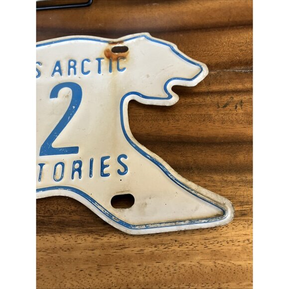 Vintage NORTHWEST TERRITORIES POLAR BEAR LICENSE PLATE Set # CV 512 - Picture 6 of 15